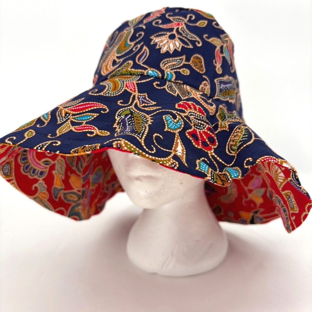 Reversible Navy Floral Wide-Brim Sun Hat